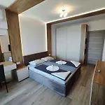 Europroperties Skyline Appartamento
