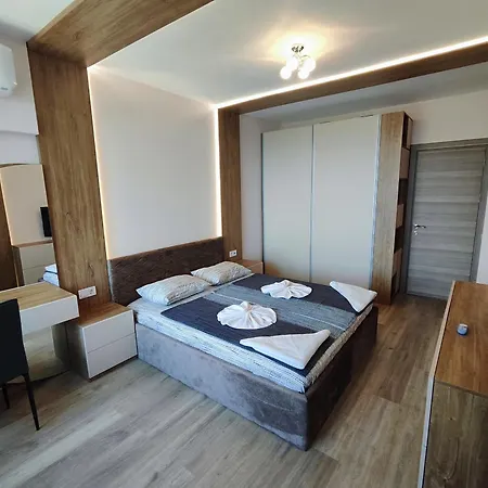 Europroperties Skyline Appartement