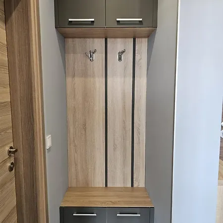 Europroperties Skyline Lägenhet