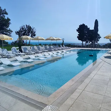 Lägenhet Europroperties Skyline