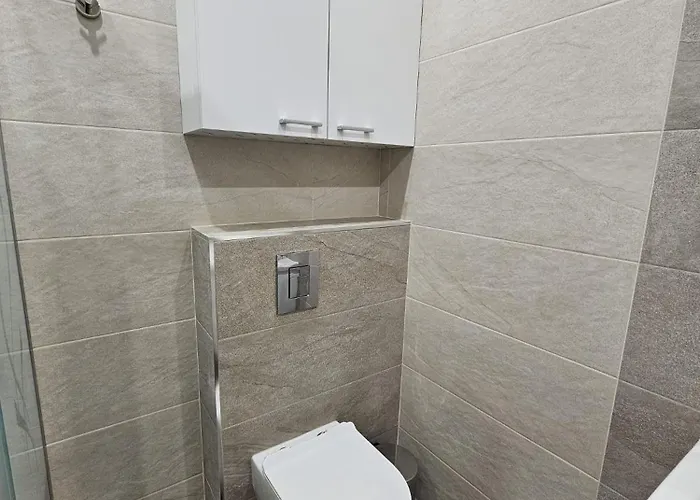 Europroperties Skyline Warna